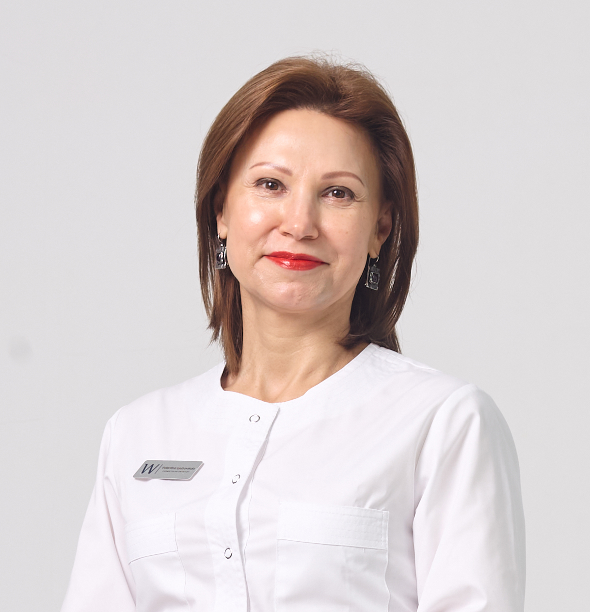 Виктория Казаку врач-косметолог специалист по увеличению губ в Кишиневе, биоревитализации и нитевому омоложению лица